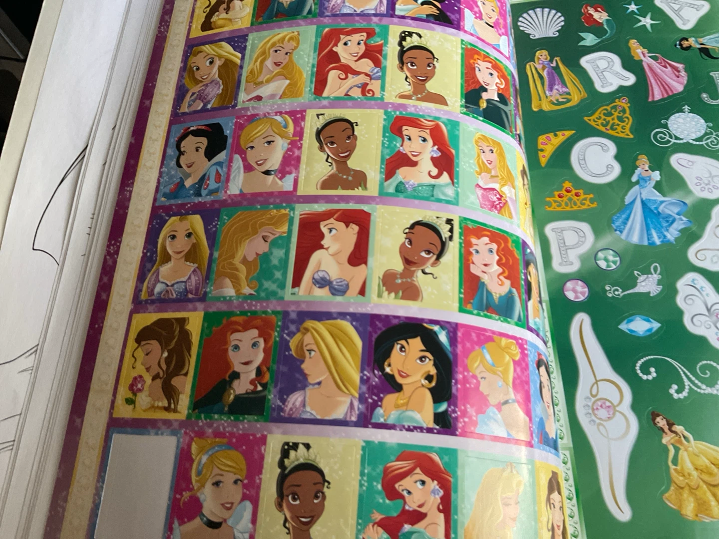 Disney Princess "Wishes and Dreams" Sticker and Activity Book - photo 2