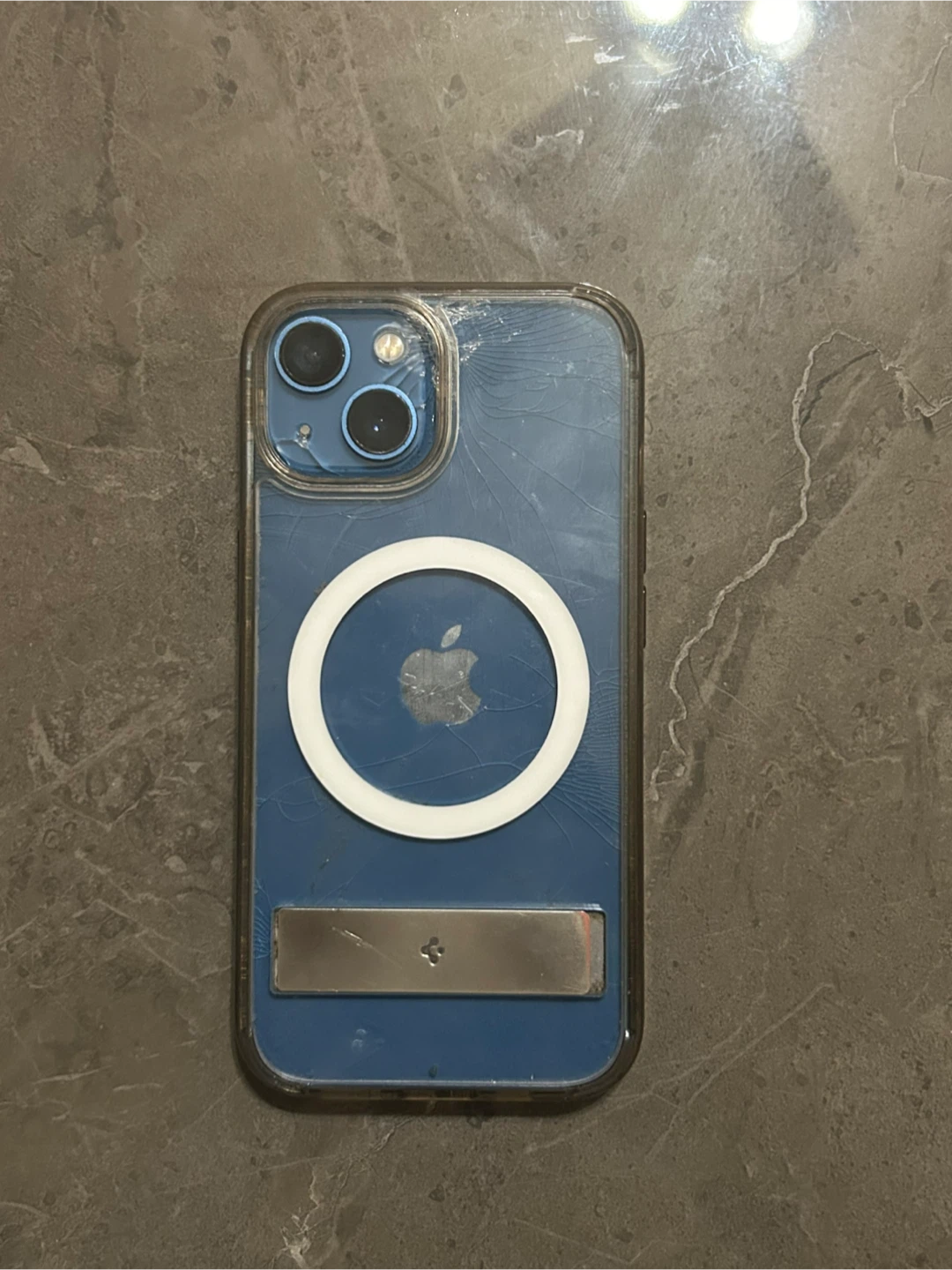 Apple iPhone 13 Pro - photo 2