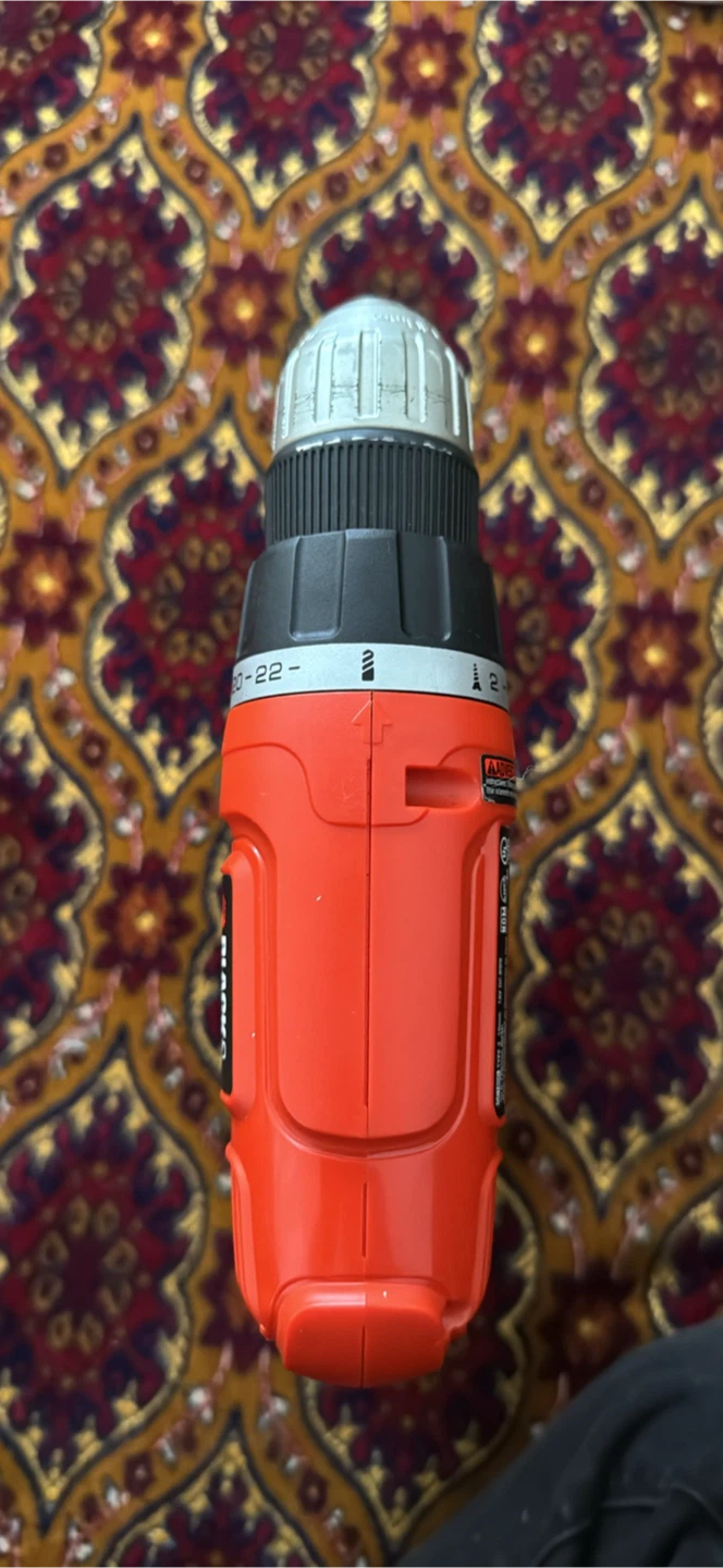Black & Decker 18V Cordless Drill - photo 3