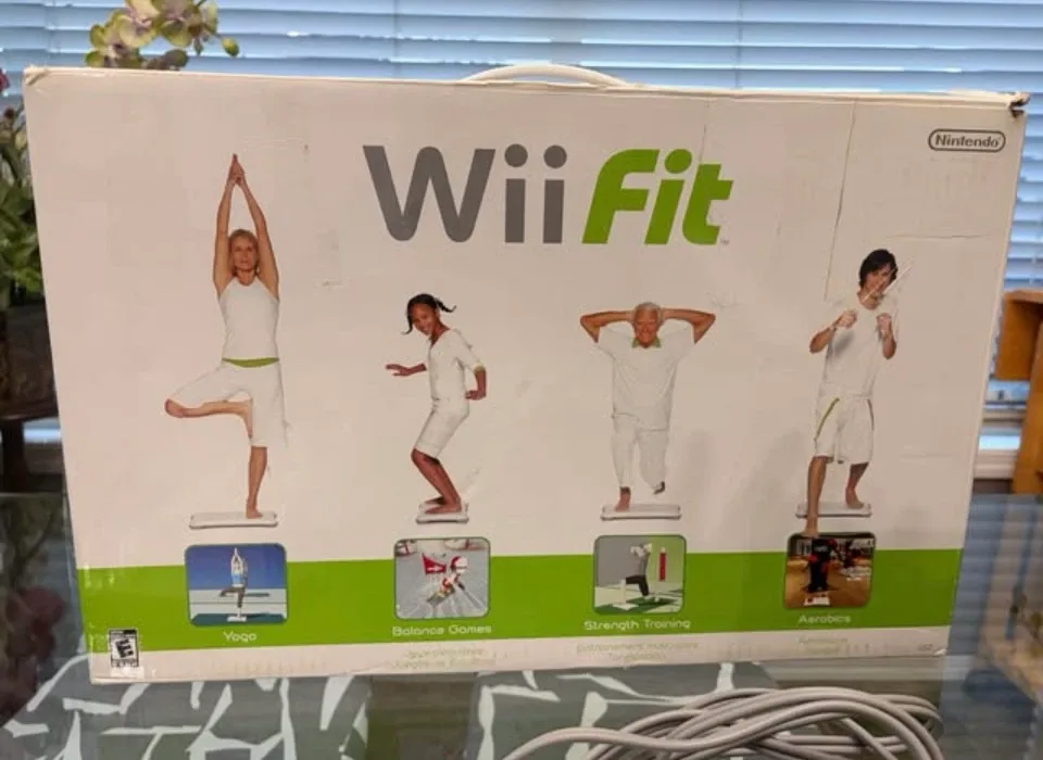 Nintendo Wii Fit Bundle with Balance Board and Games