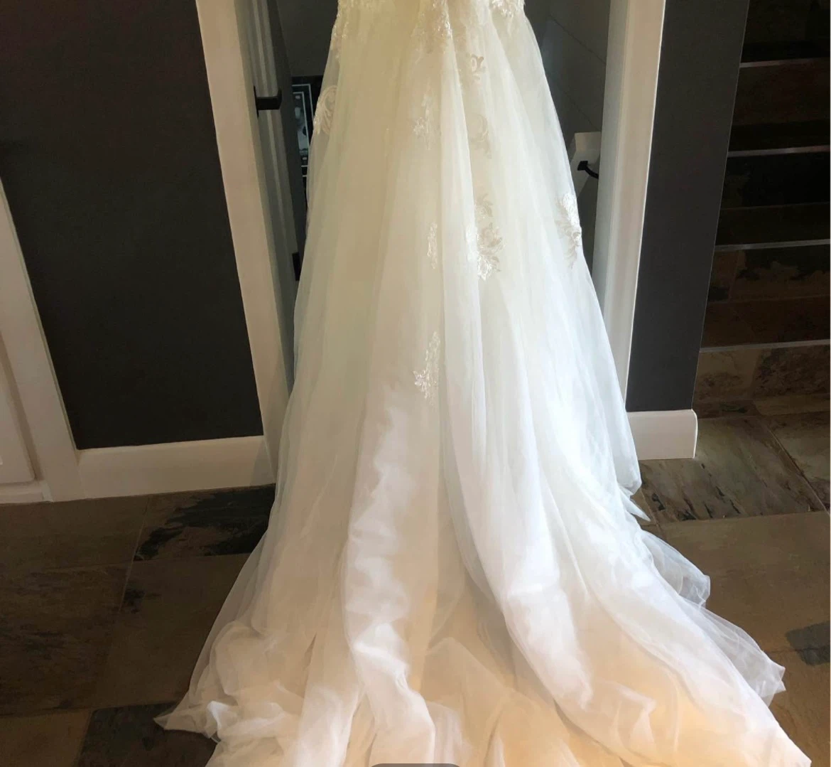 Wedding Dress - Lace & Tulle Mermaid Style - photo 3