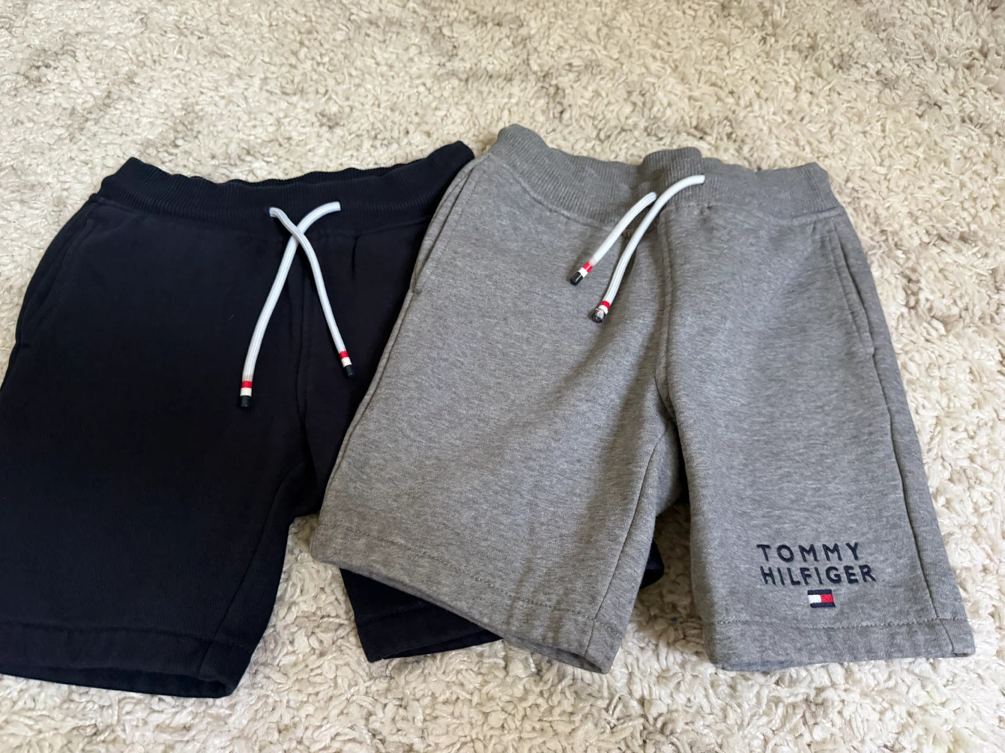 Tommy Hilfiger Sweatshorts - Black & Grey