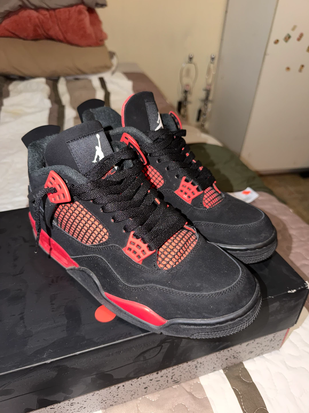 11M Thunder Red Jordan 4s (will negotiate) - photo 2