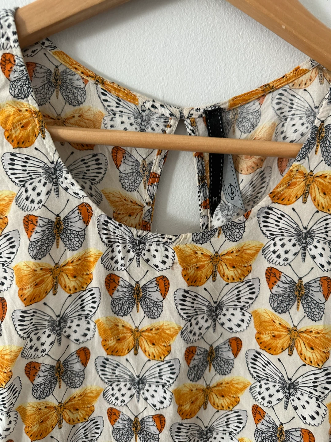 Yellow butterfly print tank top • size M • Stradivarius - photo 3