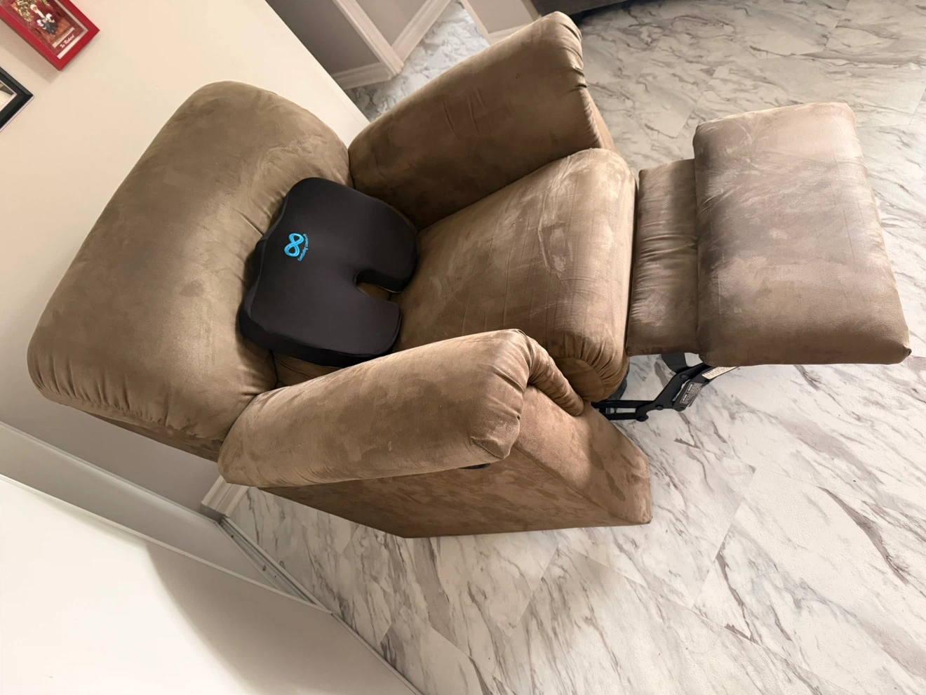 Brown Recliner Chair - photo 2