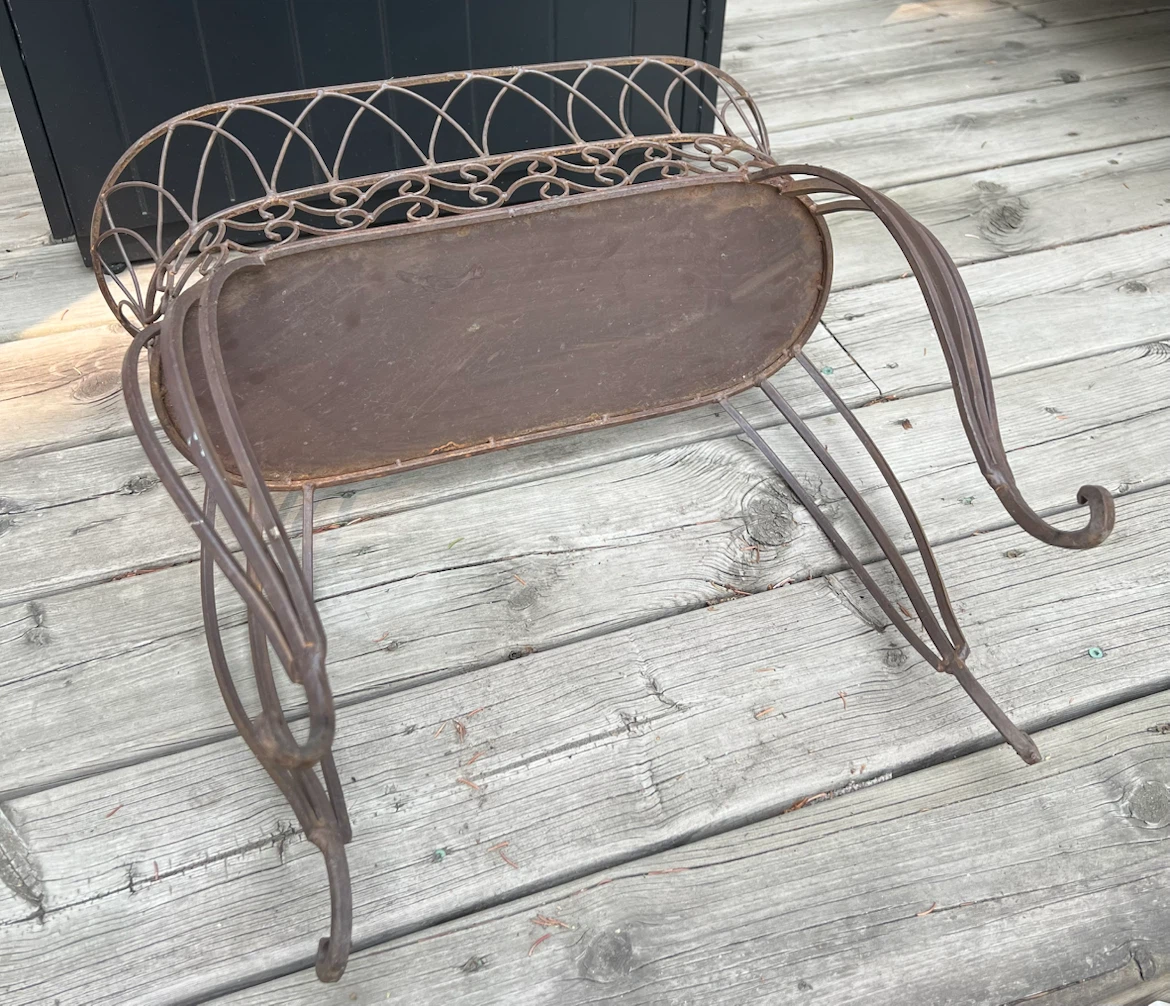 Vintage Wrought Iron Plant Stand/Garden Planter - photo 4
