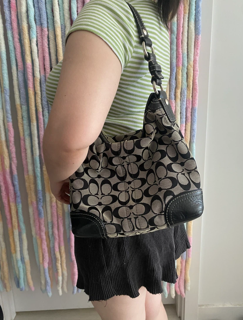 Vintage Coach Signature Hobo Shoulder Bag - photo 2
