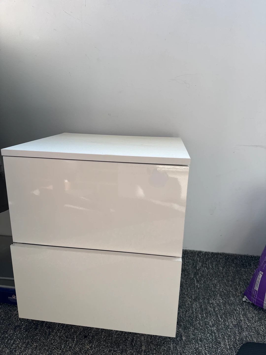 White 2-Drawer Nightstand - photo 4