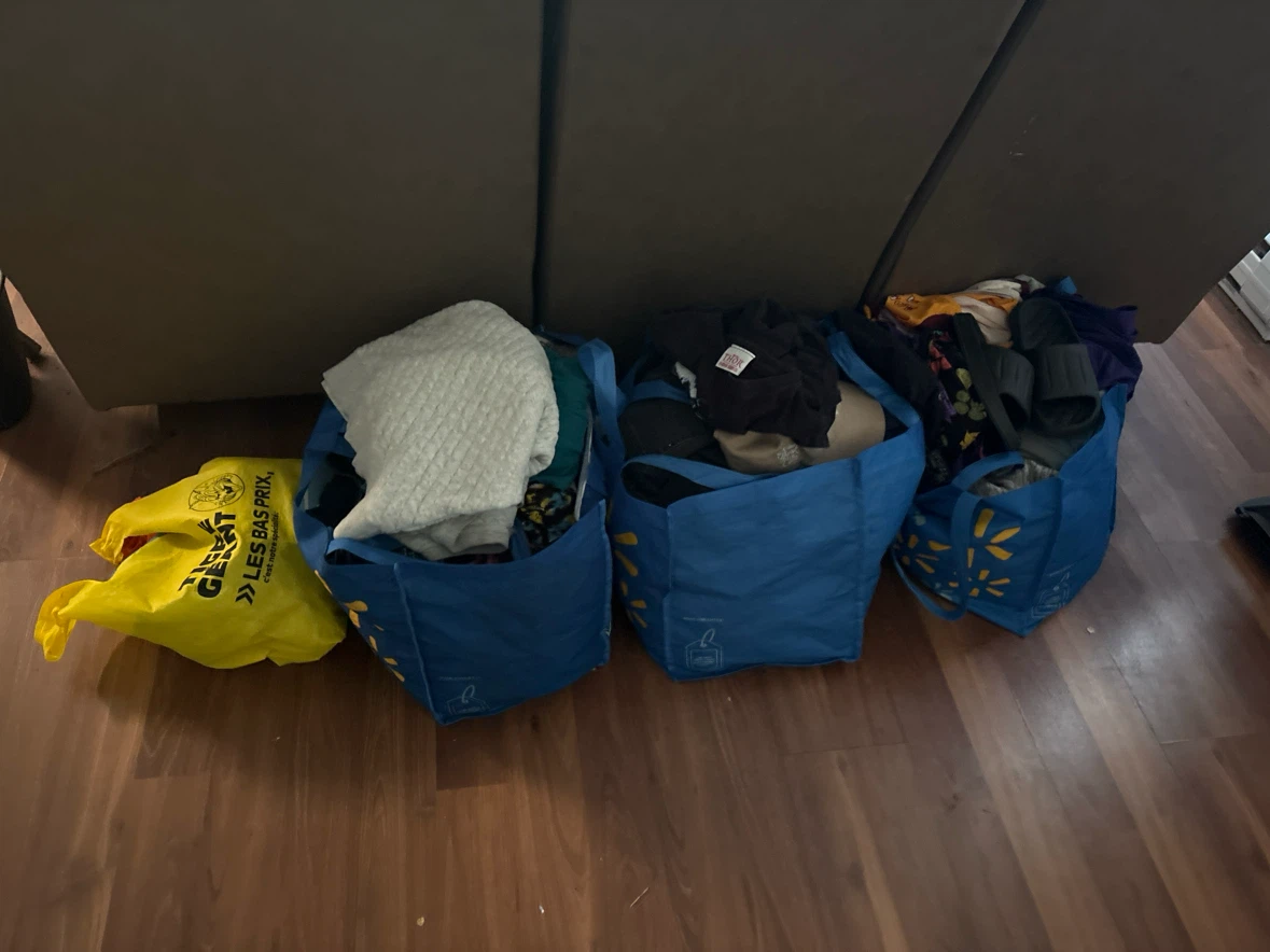 Men’s and women’s clothing lot