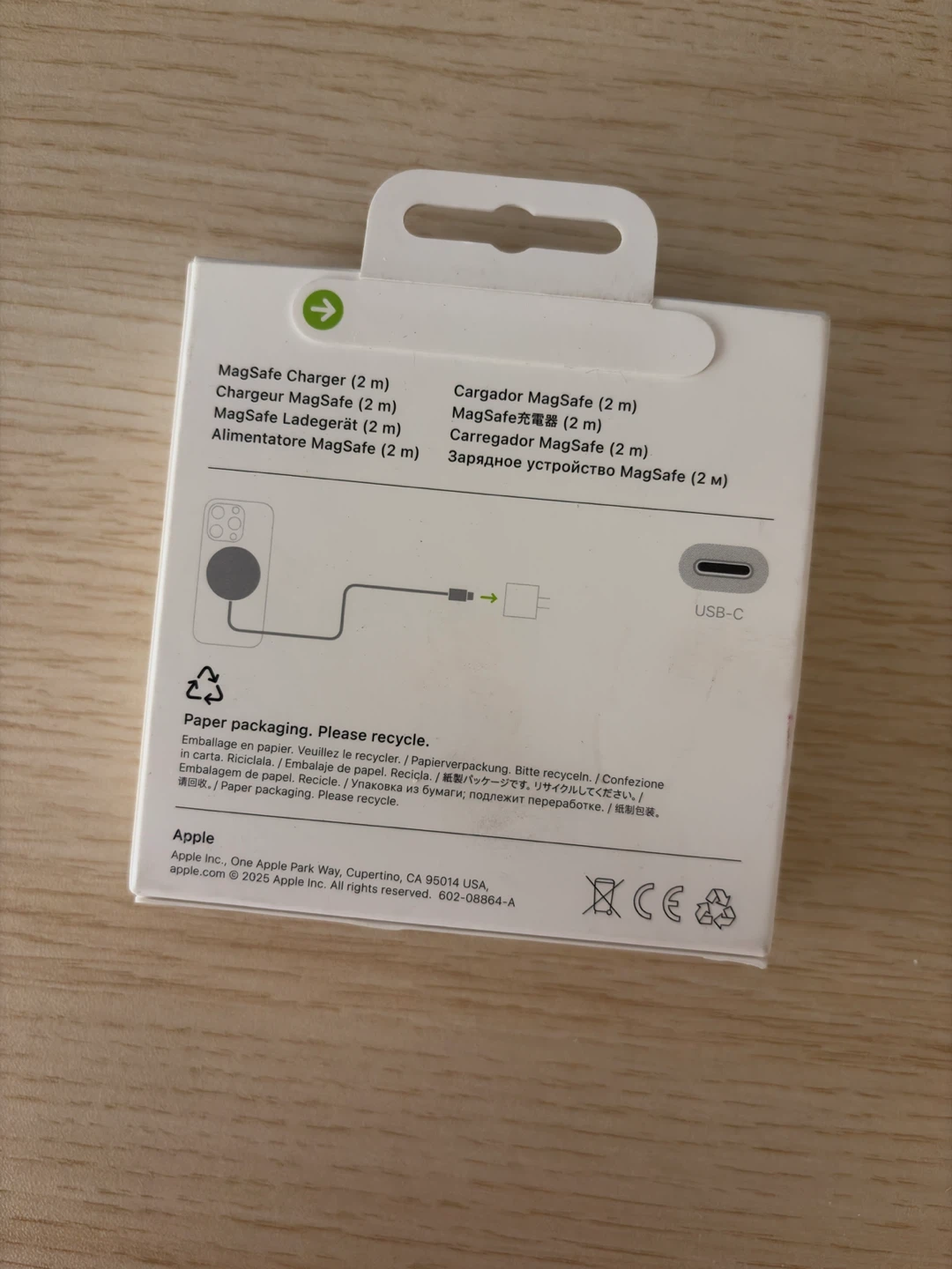 Apple MagSafe Charger (Qi2 25W) - photo 2
