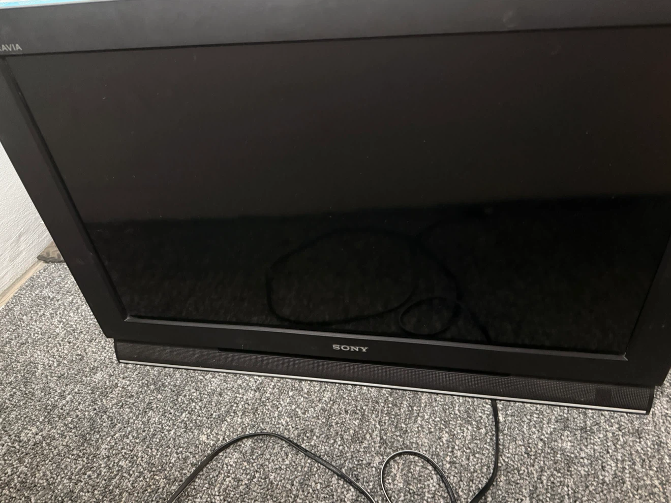 Sony KDL-32L4010 BRAVIA LCD TV