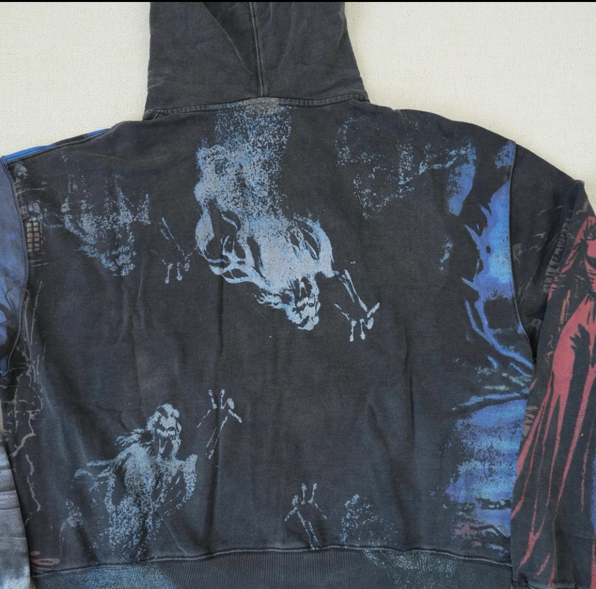 Vale USA Graphic Zip-Up Hoodie - photo 3