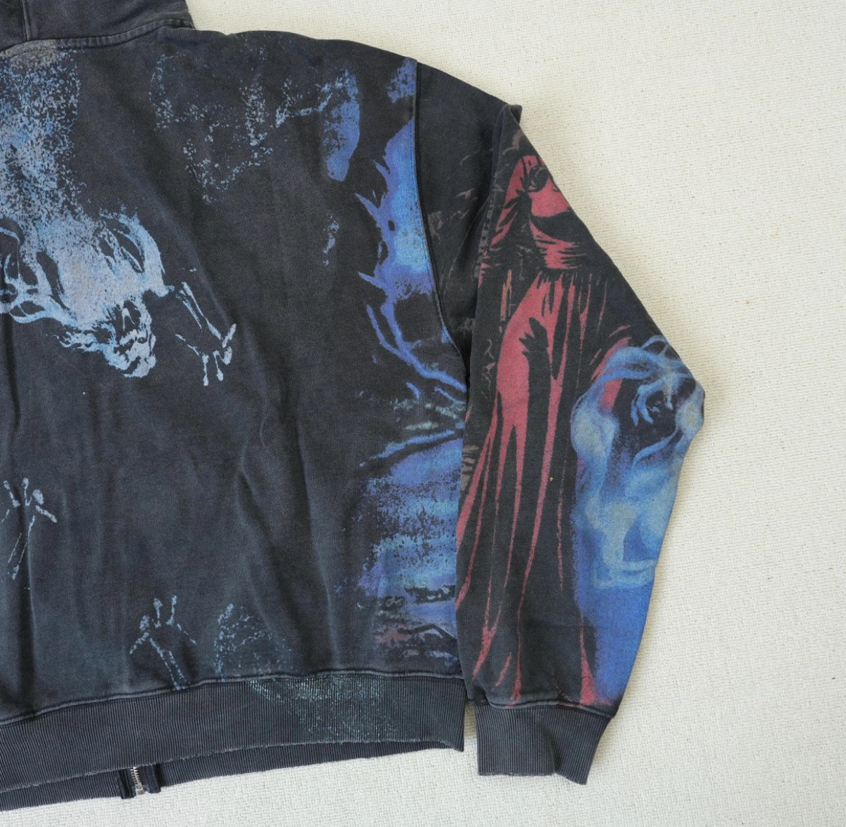 Vale USA Graphic Zip-Up Hoodie - photo 4
