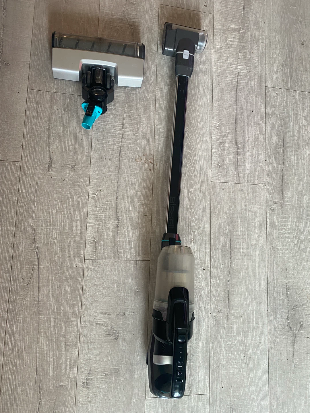 BISSELL Cordless Stick Vacuum Cleaner (Model 22889) - photo 2