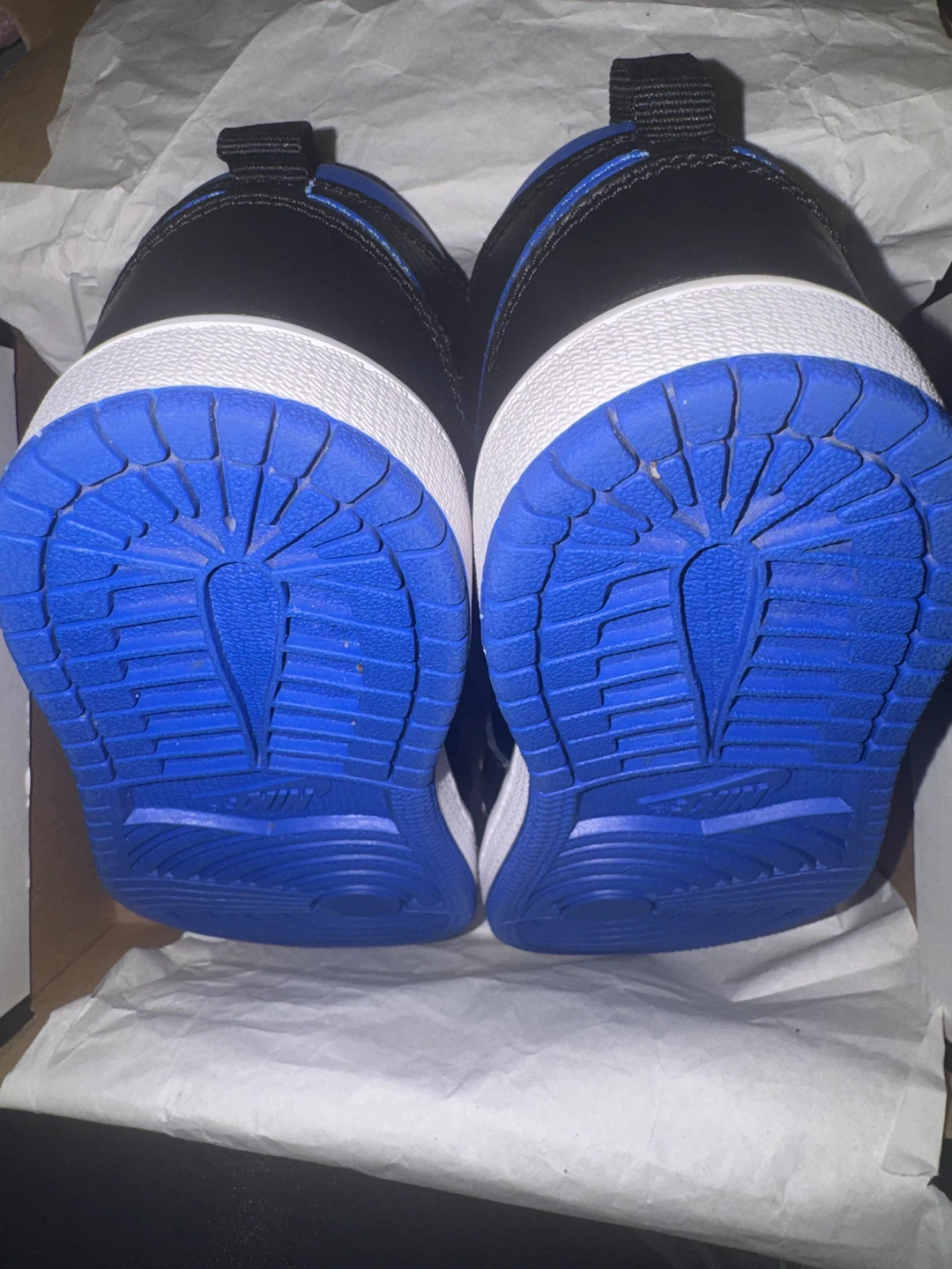 Jordan 1 Mid (PS) Black Hyper Royal-White -2019 Size 1Y - photo 5