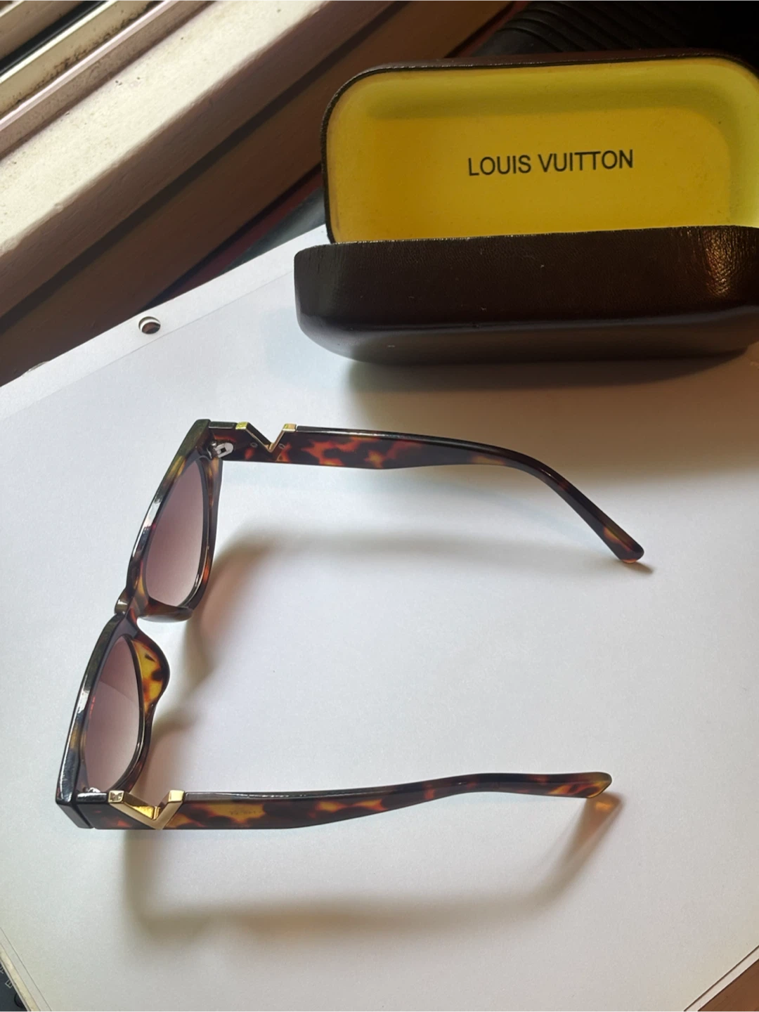Louis Vuitton Sunglasses - photo 3