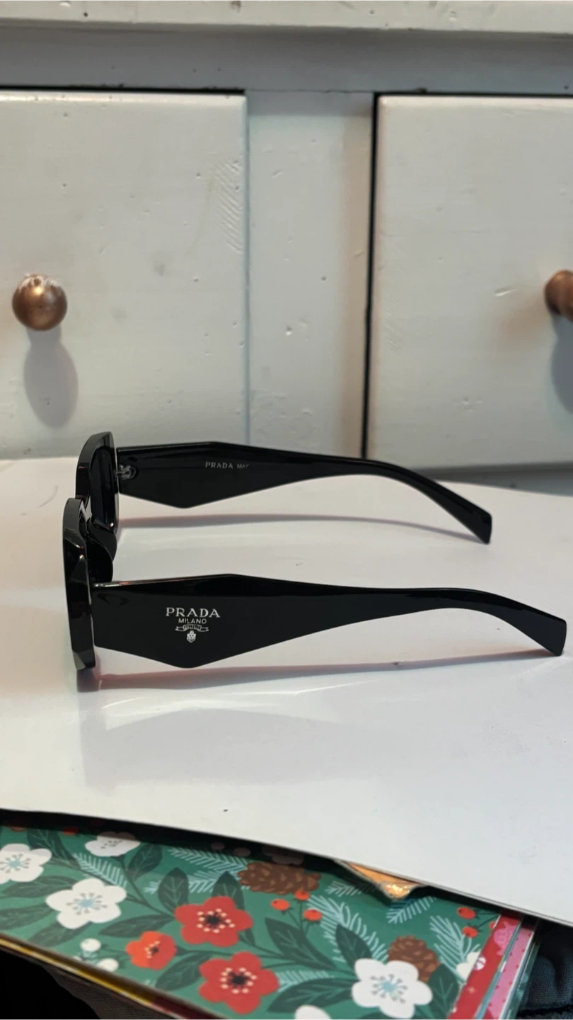 Prada Black Sunglasses - photo 3