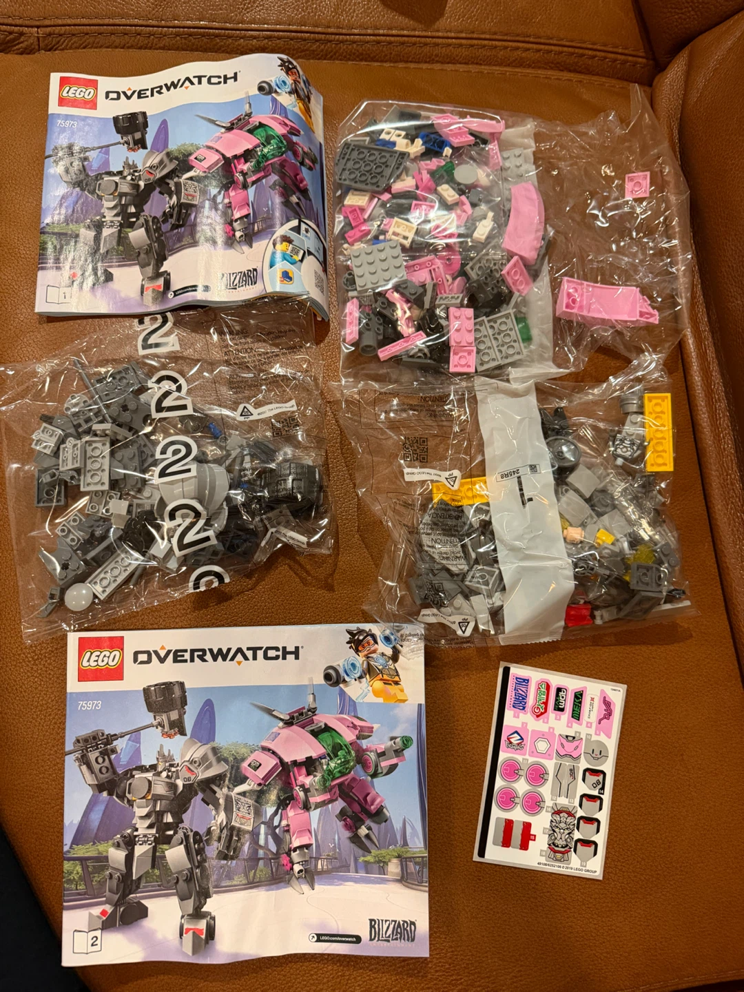 LEGO Overwatch D.Va & Reinhardt Building Toy (75973) - photo 4