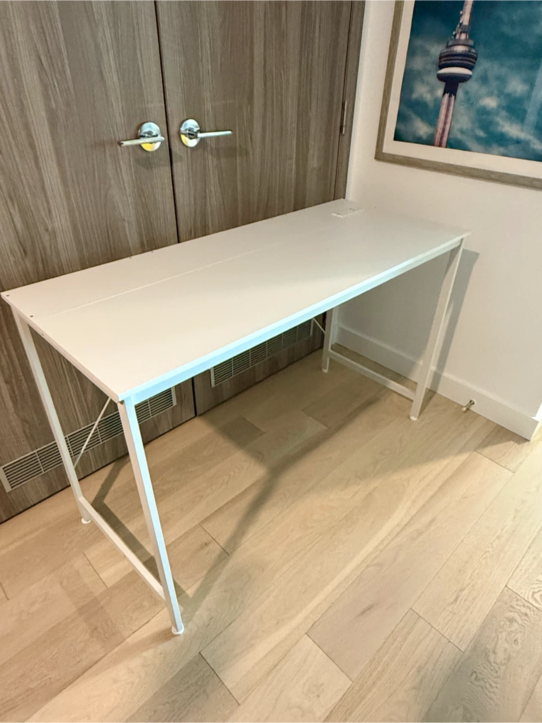 White Modern Desk with Built-in Power Outlet and USB Ports