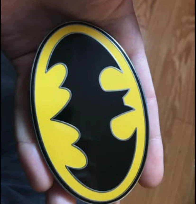 2 Batman belt buckles - photo 4