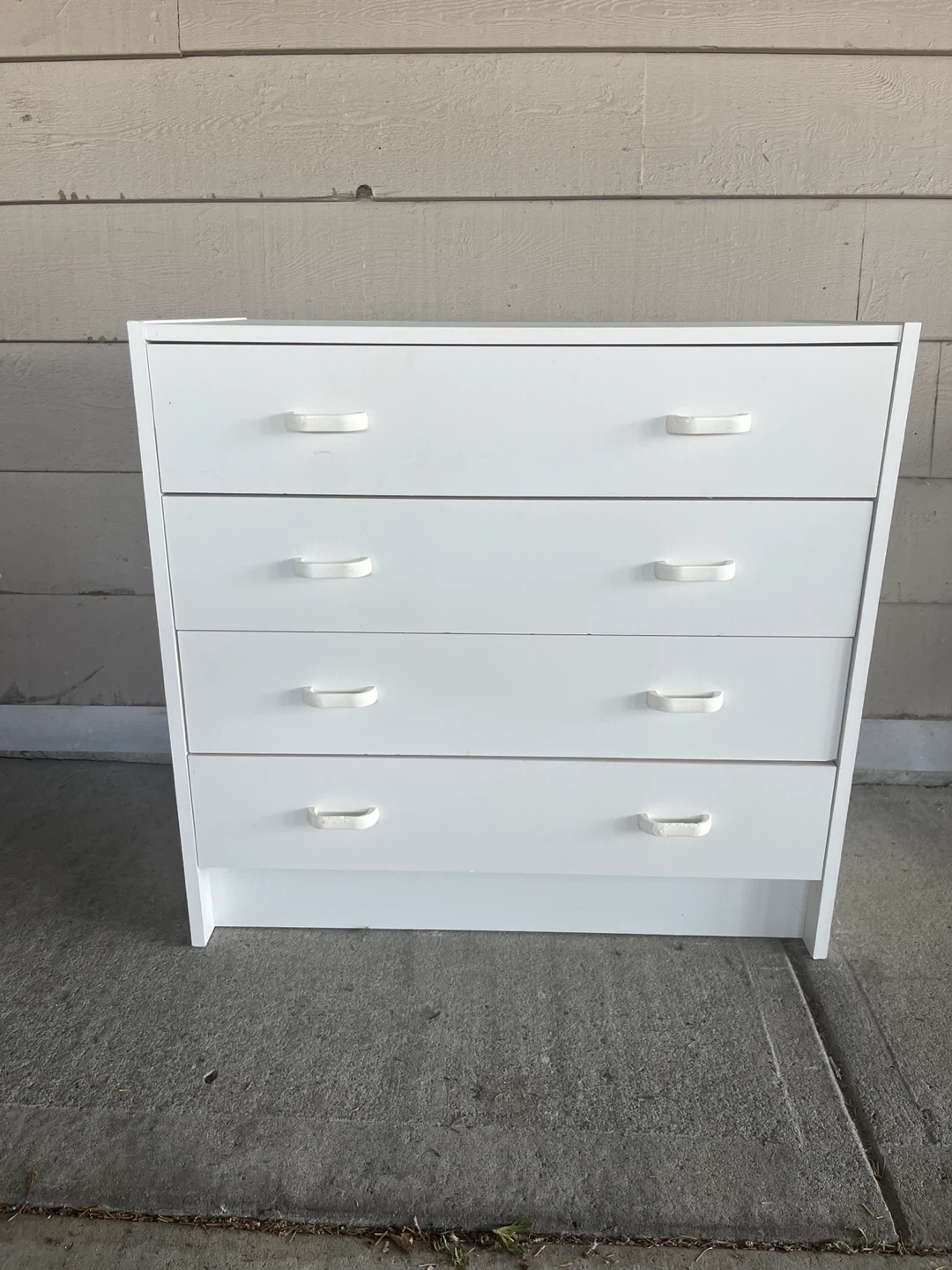 White 4-Drawer Dresser