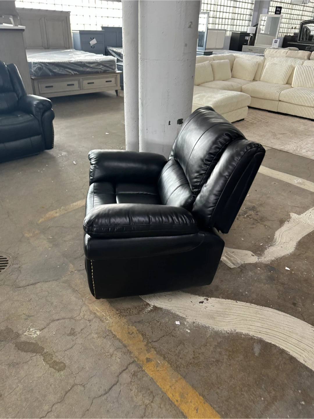 Sofa loveseat and recliner - photo 2