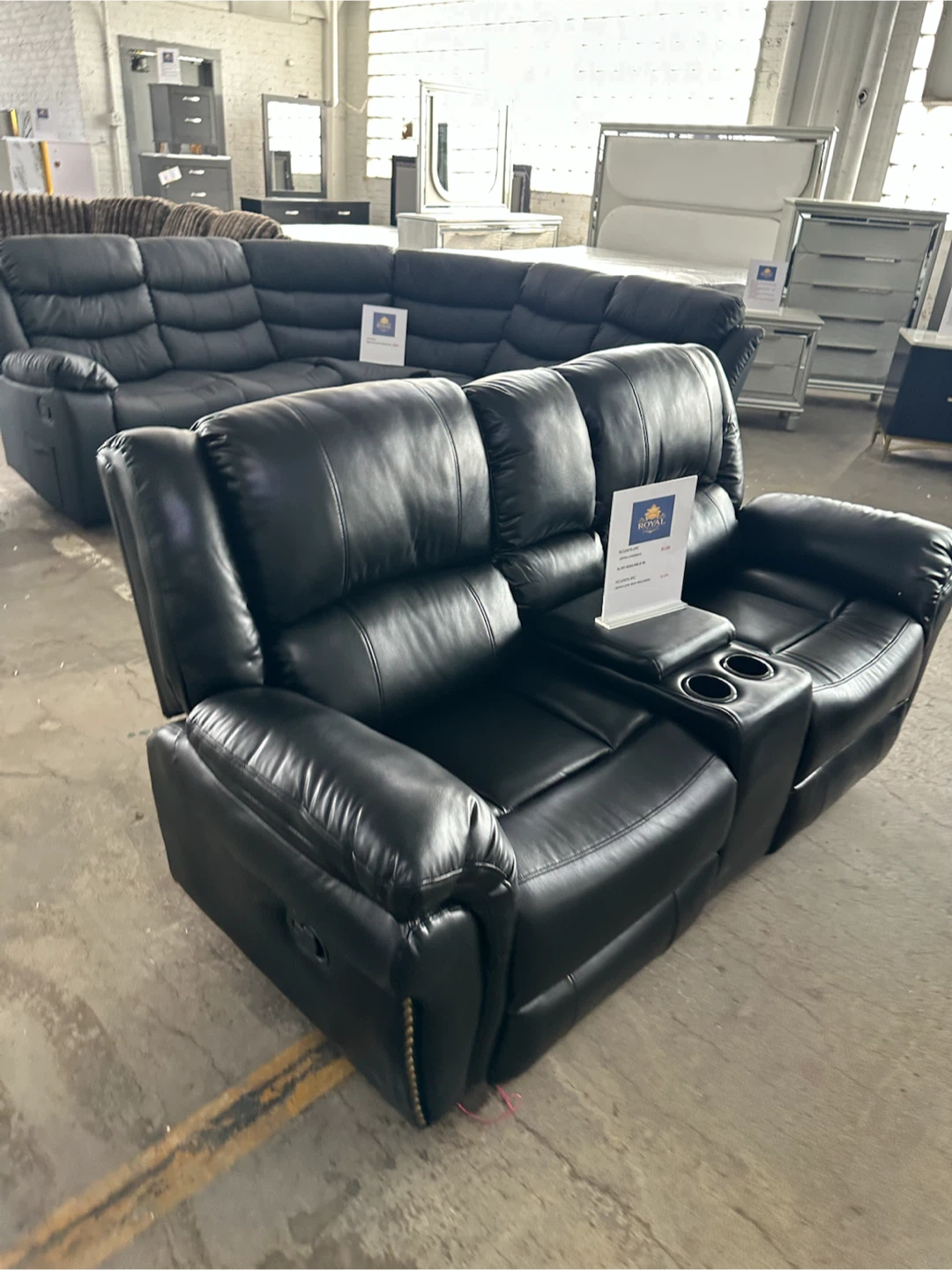 Sofa loveseat and recliner - photo 3