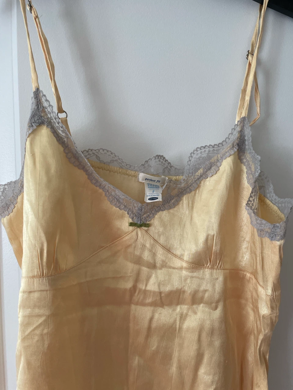 Old Navy Yellow Lace Trim Cami Top - photo 3