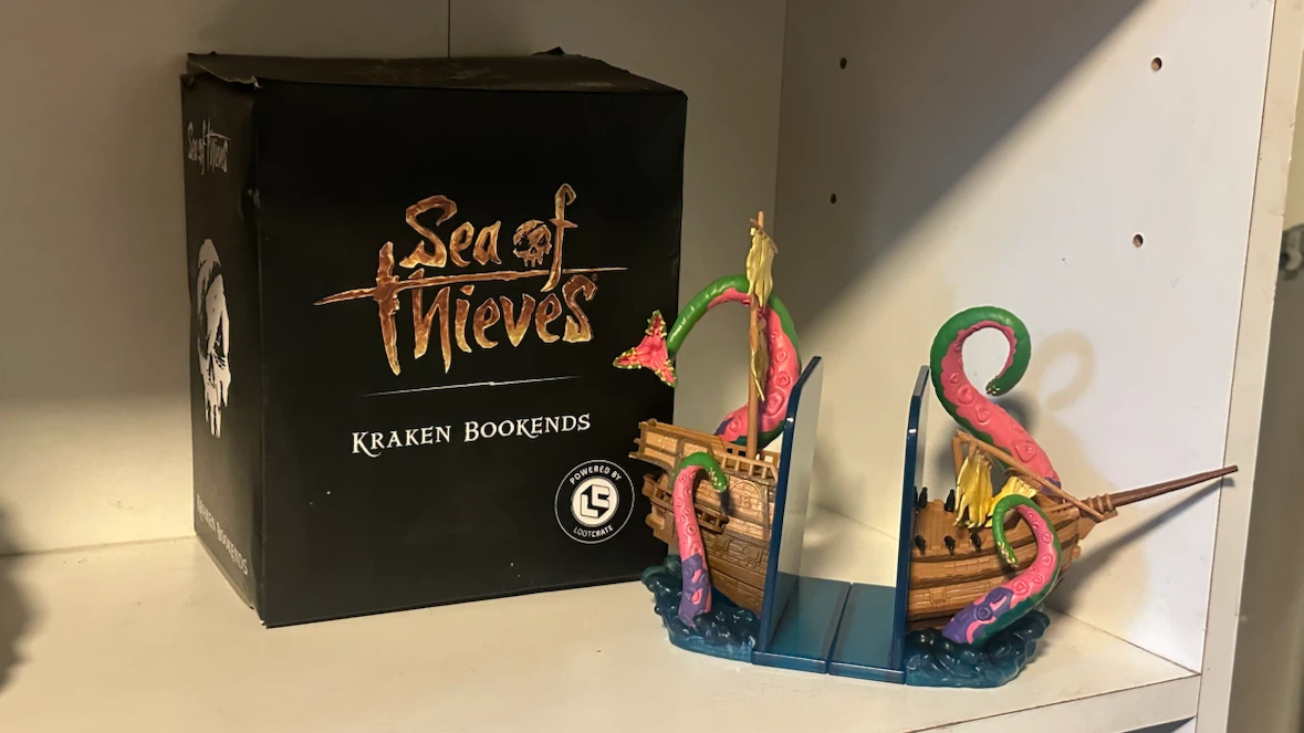 Sea of Thieves Kraken Bookends