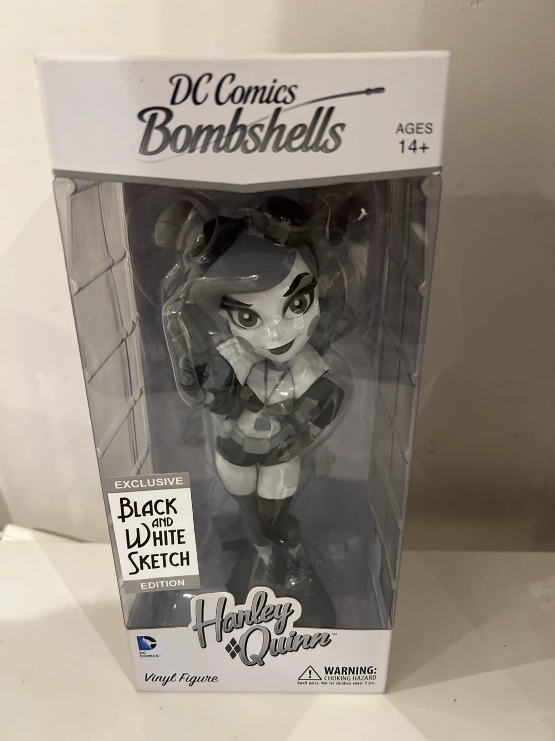 Cryptozoic Dc Bombshell Harley Quinn Black & White Sketch