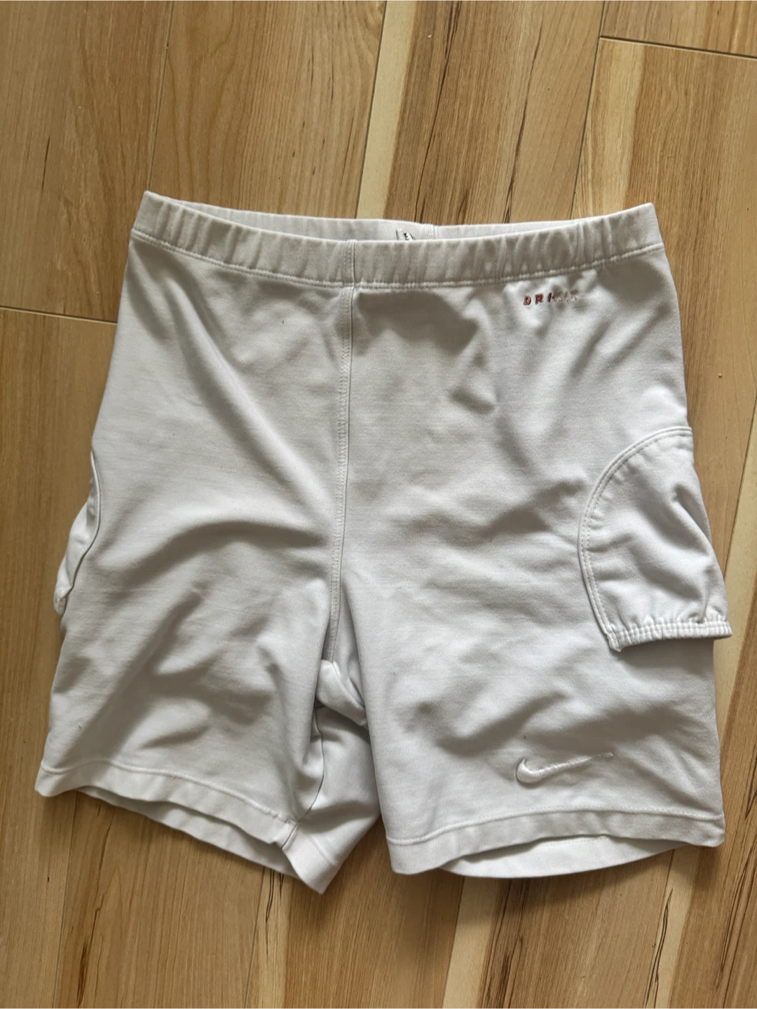 Lululemon Reversible Skirt + Nike undershort - photo 5