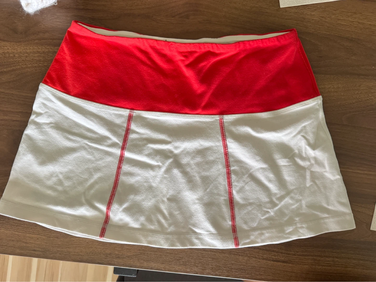 Lululemon Reversible Skirt + Nike undershort - photo 2