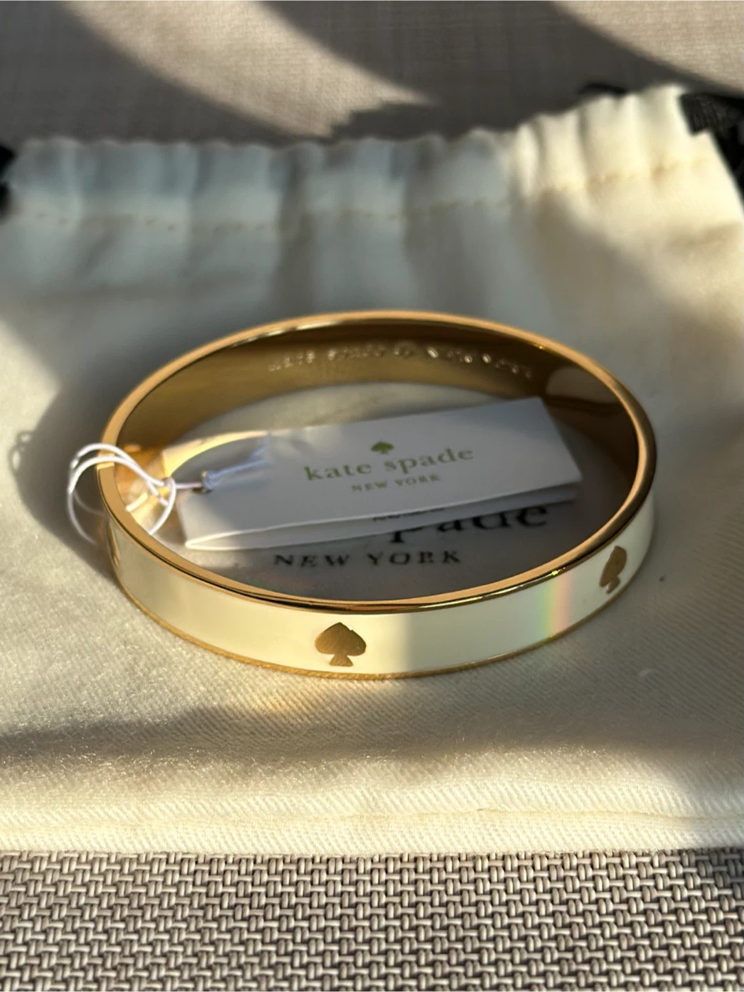 Kate Spade "Spade" Enamel Bangle Bracelet - photo 2