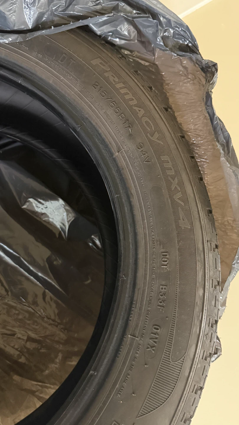 Michelin Primacy MXV4 Tire 215/55R17 - photo 2