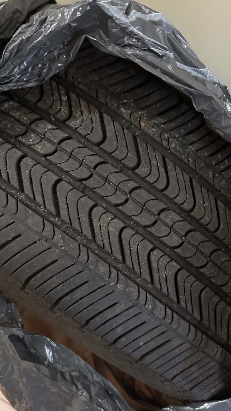 Michelin Primacy MXV4 Tire 215/55R17 - photo 4