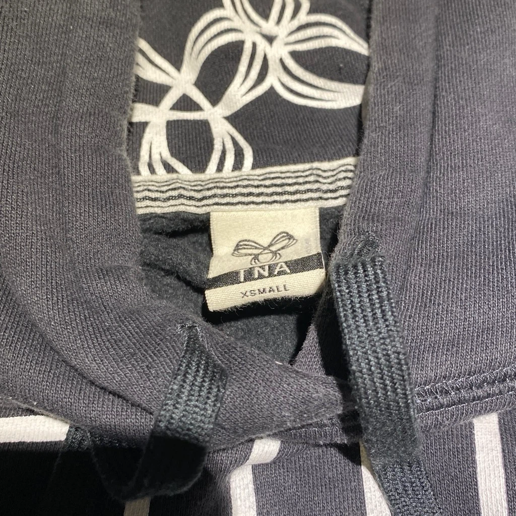 Vintage TNA Whistler Hoodie - photo 3