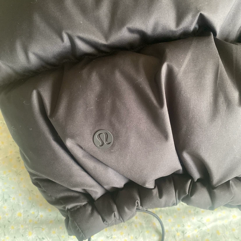 Lululemon Wonder Puff Cropped Vest Black Size 2 - photo 5