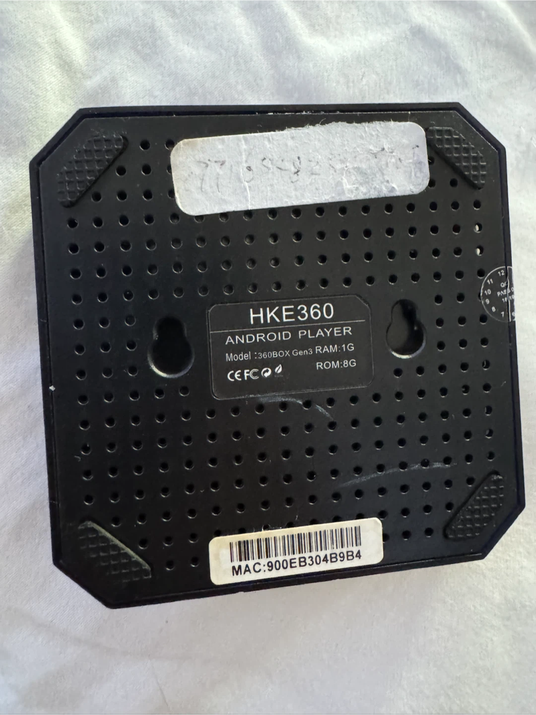 HKE360 Android TV Box – 8GB ROM / 1GB RAM - photo 2