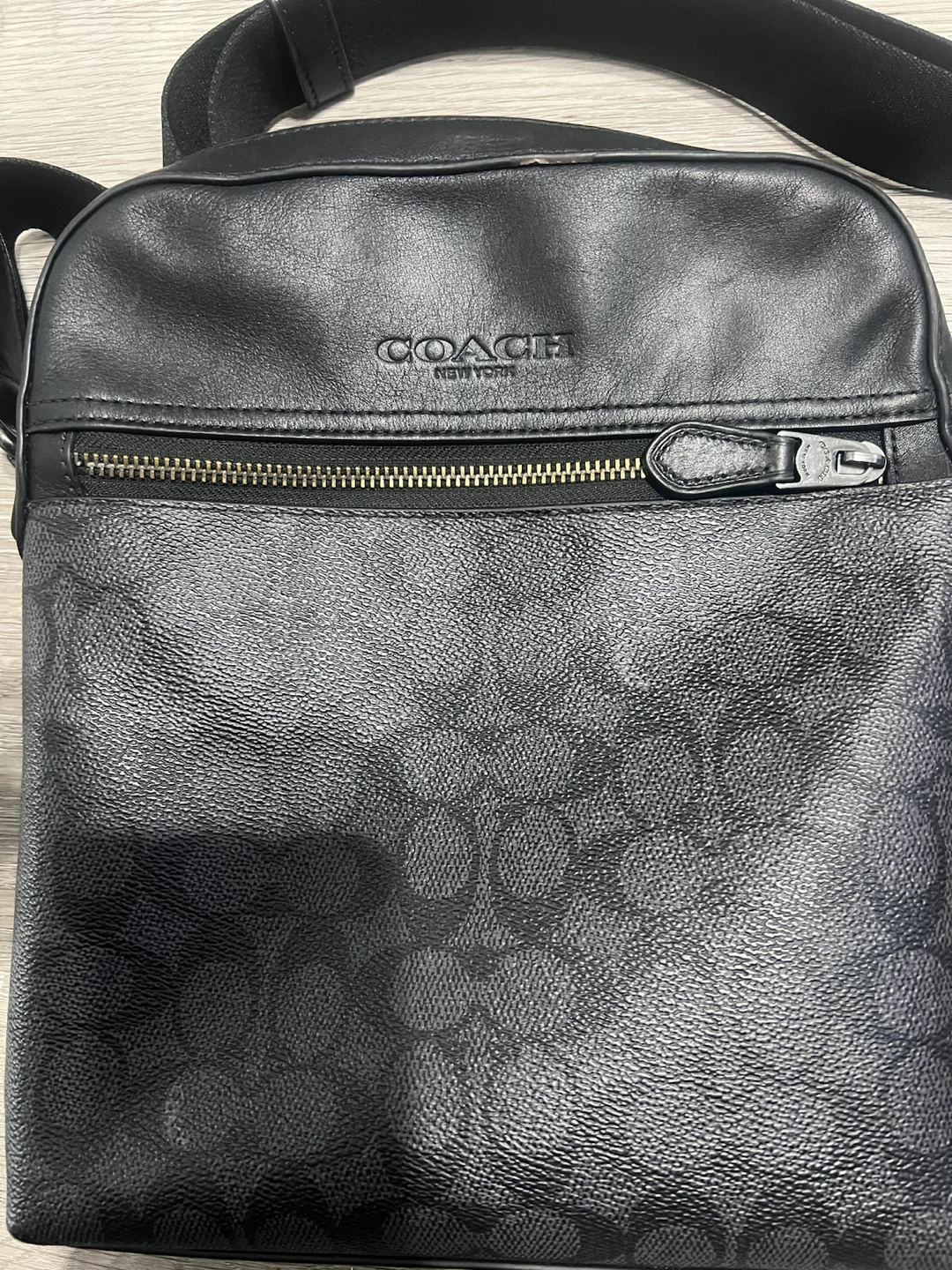 COACH New York Messenger Bag - photo 2
