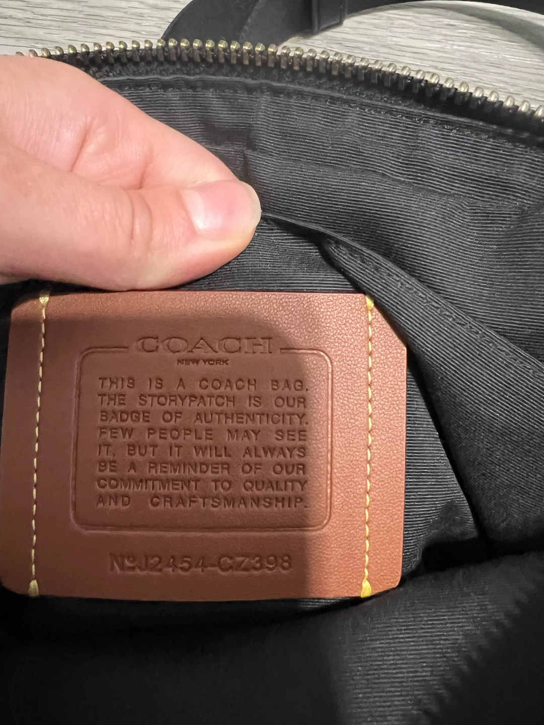 COACH New York Messenger Bag - photo 4