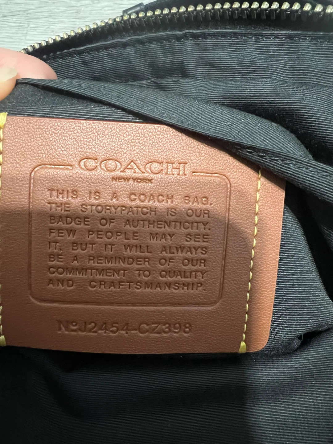 COACH New York Messenger Bag - photo 5
