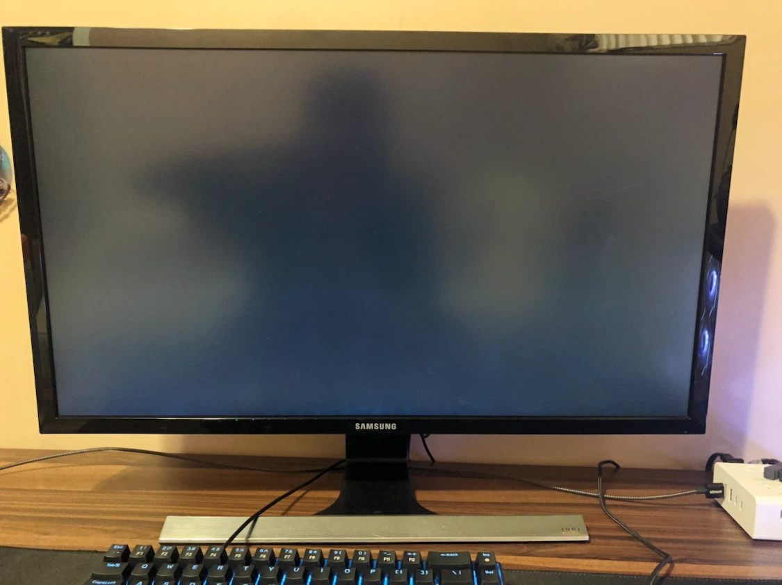 4K 60hz Samsung monitor
