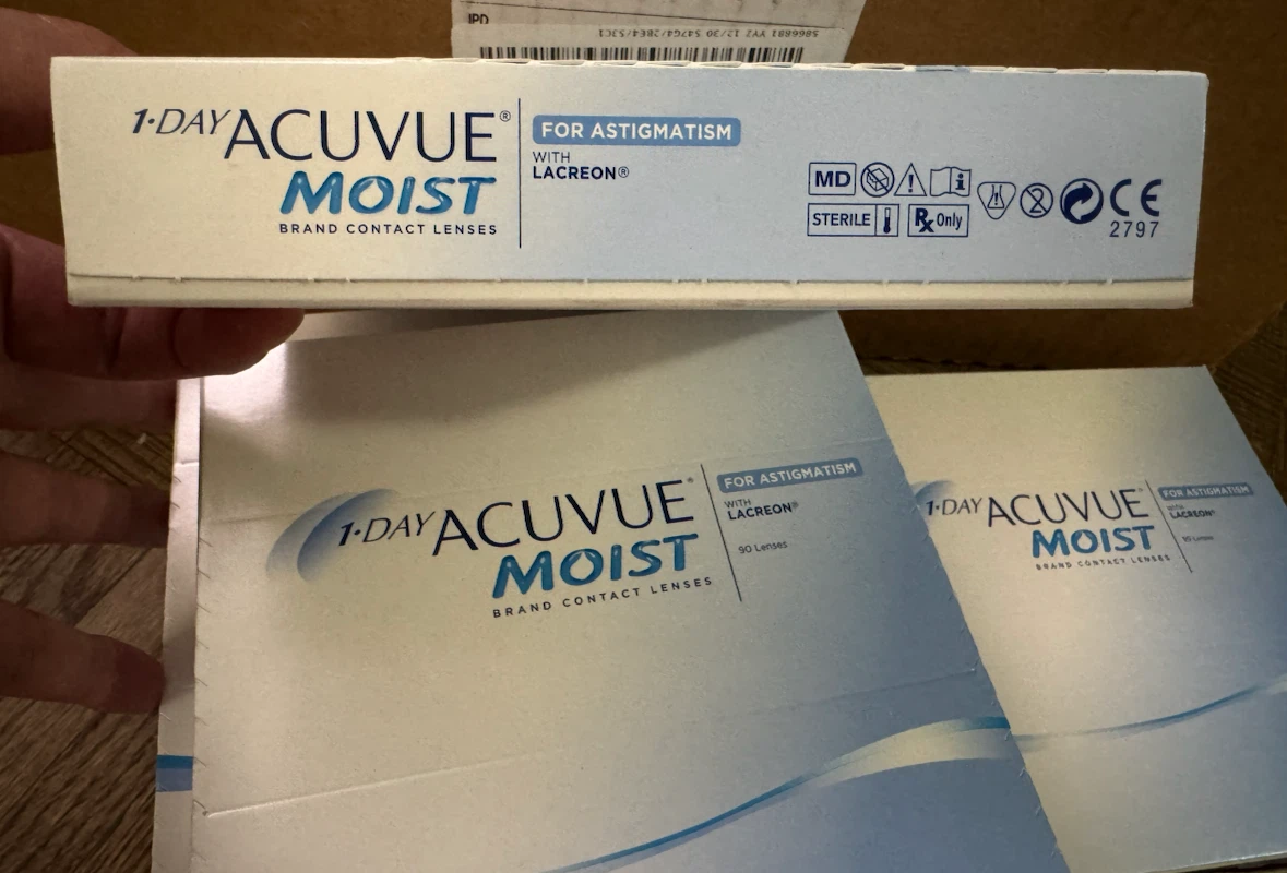 1-DAY ACUVUE MOIST for Astigmatism Contact Lenses - 90 Lenses - photo 2