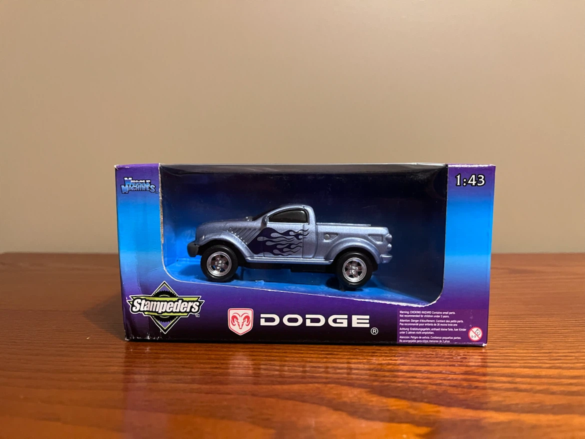 VINTAGE (2002) MUSCLE MACHINES (1:43 Scale diecast) - photo 4