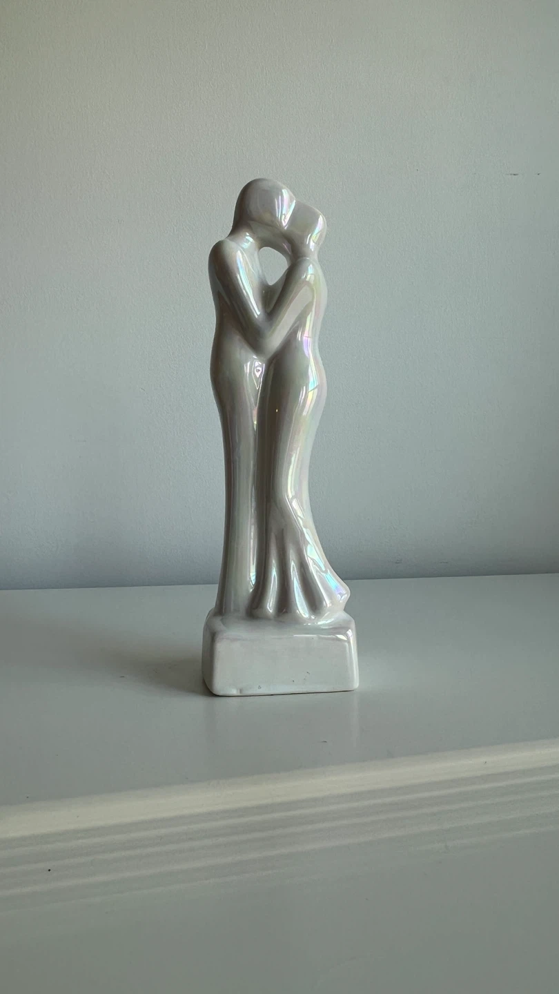 Iridescent 80’s  Kissing Couple Figurine