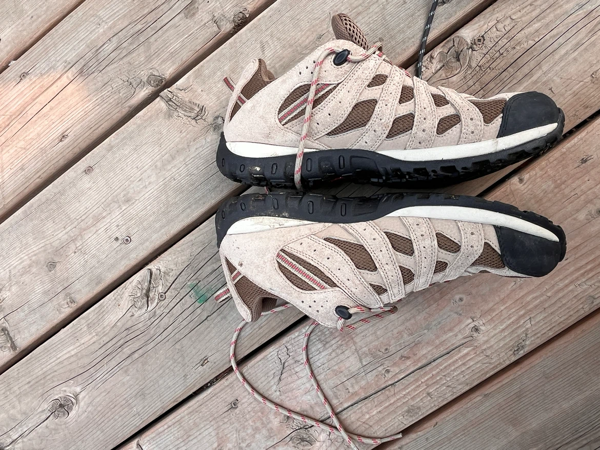 Columbia Hiking Shoes - photo 2