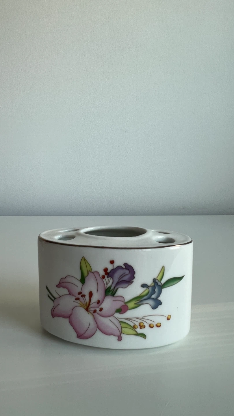 Ceramic Toothbrush Holder with Floral Design - photo 2