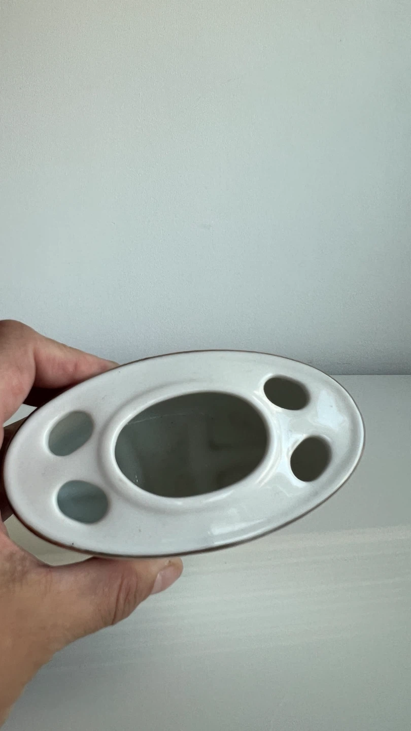 Ceramic Toothbrush Holder with Floral Design - photo 3