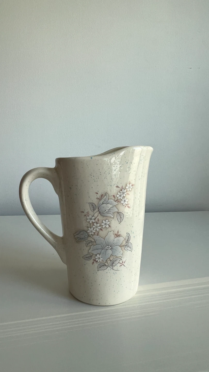 Cream Pitcher with Floral Design - photo 2