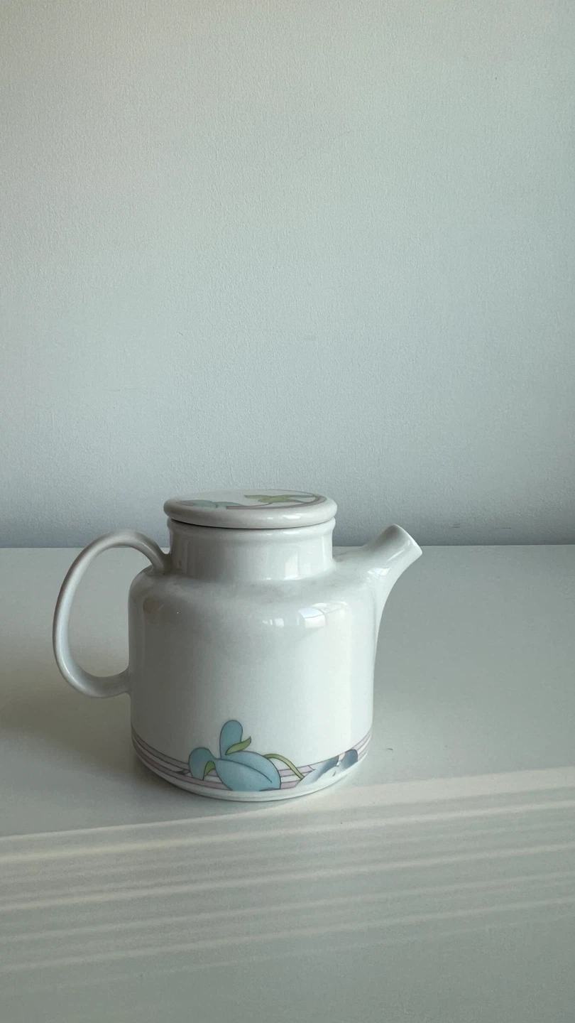The Tuscany Collection Teapot - photo 2